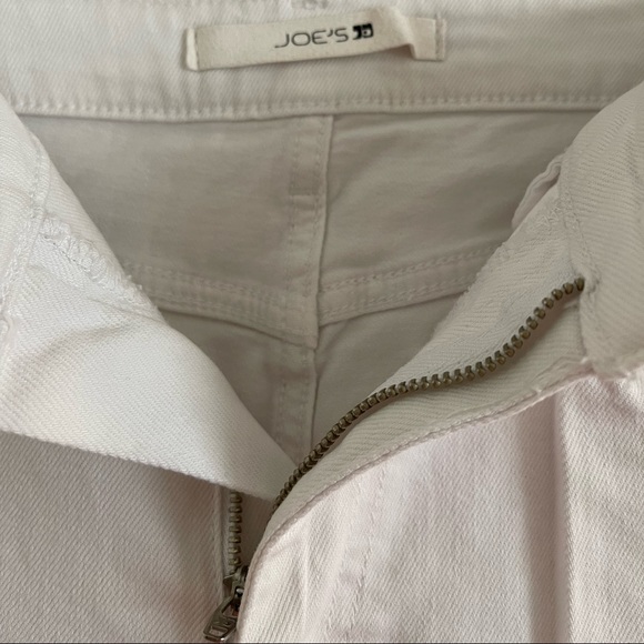 White High Waisted -Straight Cropped Frayed Joes Jeans - Picture 2 of 6